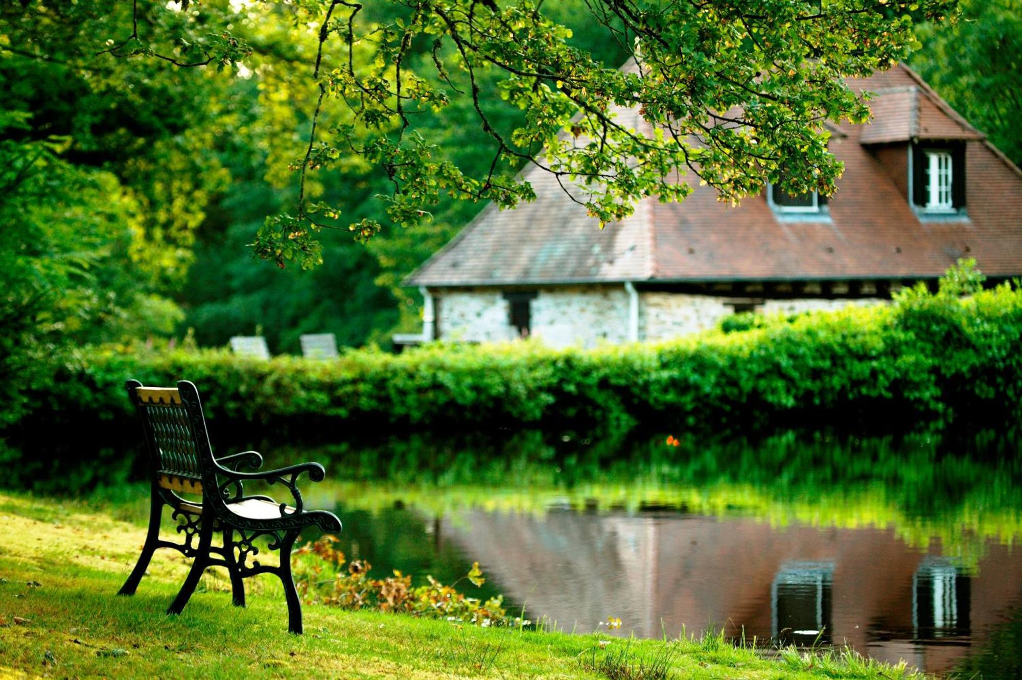 Au Moulin De La Gorce Bed and Breakfast La Roche-lʼAbeille Buitenkant foto